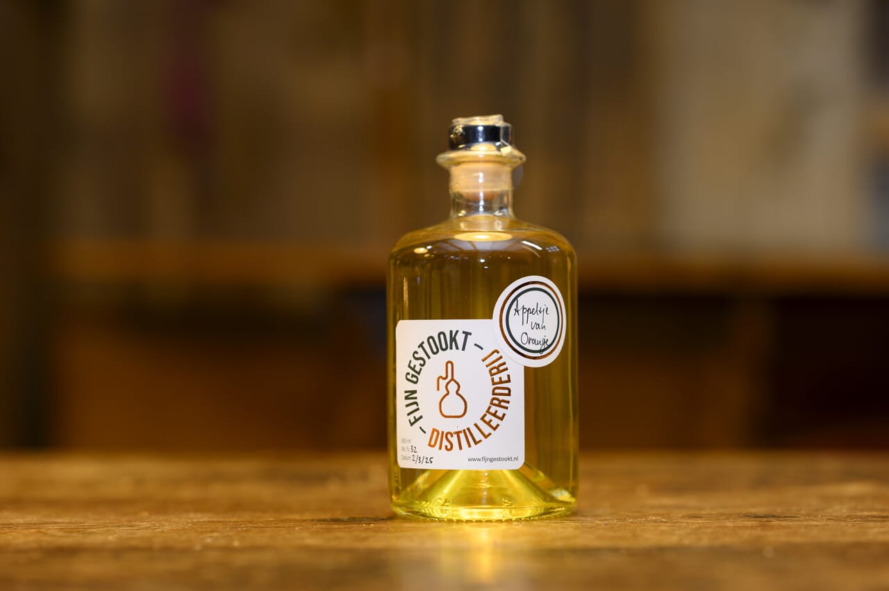 Appletje van Orange Fijn Gestookt